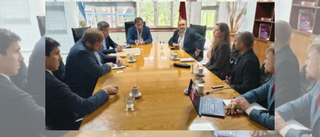 El Gobierno provincial acompaña nuevos proyectos de exploración de litio en Salta (Fuente Secretaría de Prensa y Comunicación, Salta).jpg