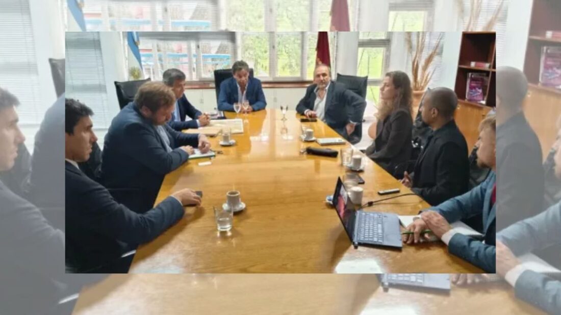 El Gobierno provincial acompaña nuevos proyectos de exploración de litio en Salta (Fuente Secretaría de Prensa y Comunicación, Salta).jpg