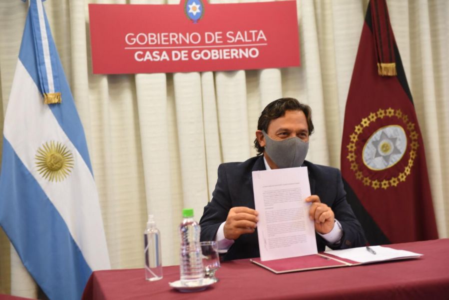 Firma del acuerdo difundido por el Gobierno de Salta que buscó otorgar seguridad jurídica y establecer un esquema común para las operaciones mineras.
