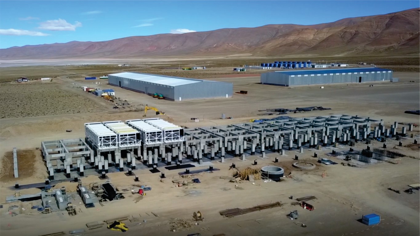 Vista aérea de obras e infraestructura industrial asociadas a proyectos de litio en Jujuy, contexto productivo de la 15ª edición de Litio en Sudamérica.