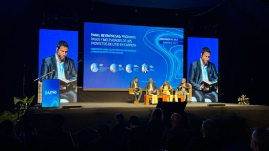 Panel empresarial de Litio en Sudamérica 2026 sobre los próximos pasos y necesidades de los proyectos de litio previstos en Argentina y la región.